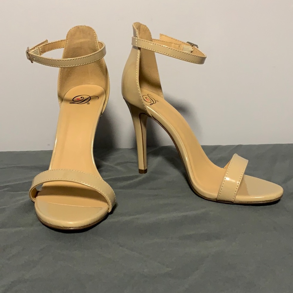 Heart in D 4inch nude heel